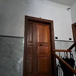 Il Balcone Sul Teatro