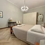 Il Balcone Sul Teatro Специя