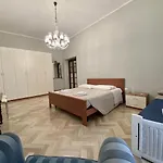 Il Balcone Sul Teatro Специя