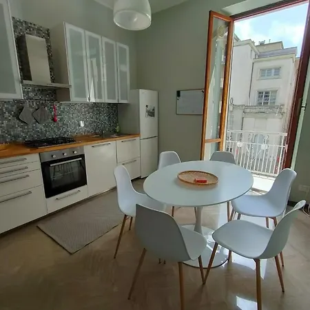 Il Balcone Sul Teatro Apartment La Spezia