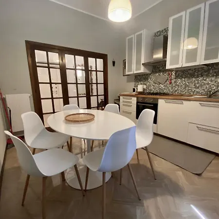 Il Balcone Sul Teatro *