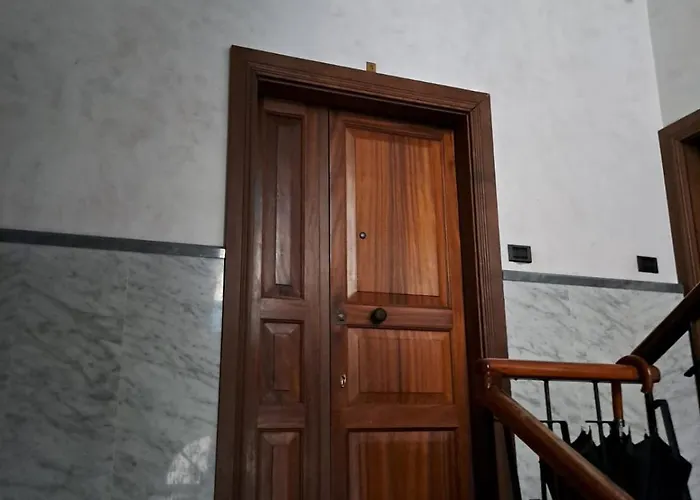 Il Balcone Sul Teatro